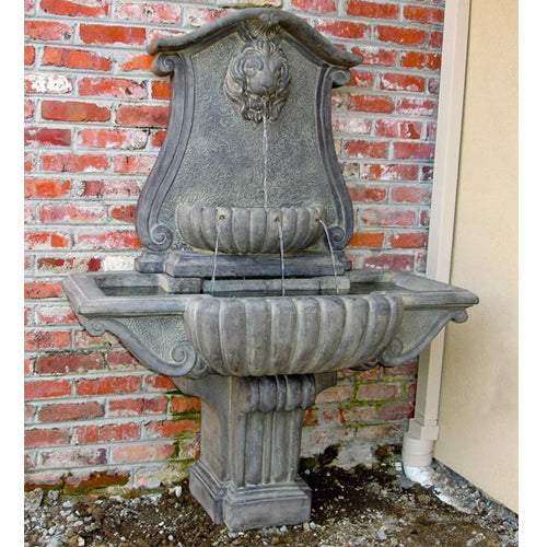 outdoor fountain Bernini Lavabo