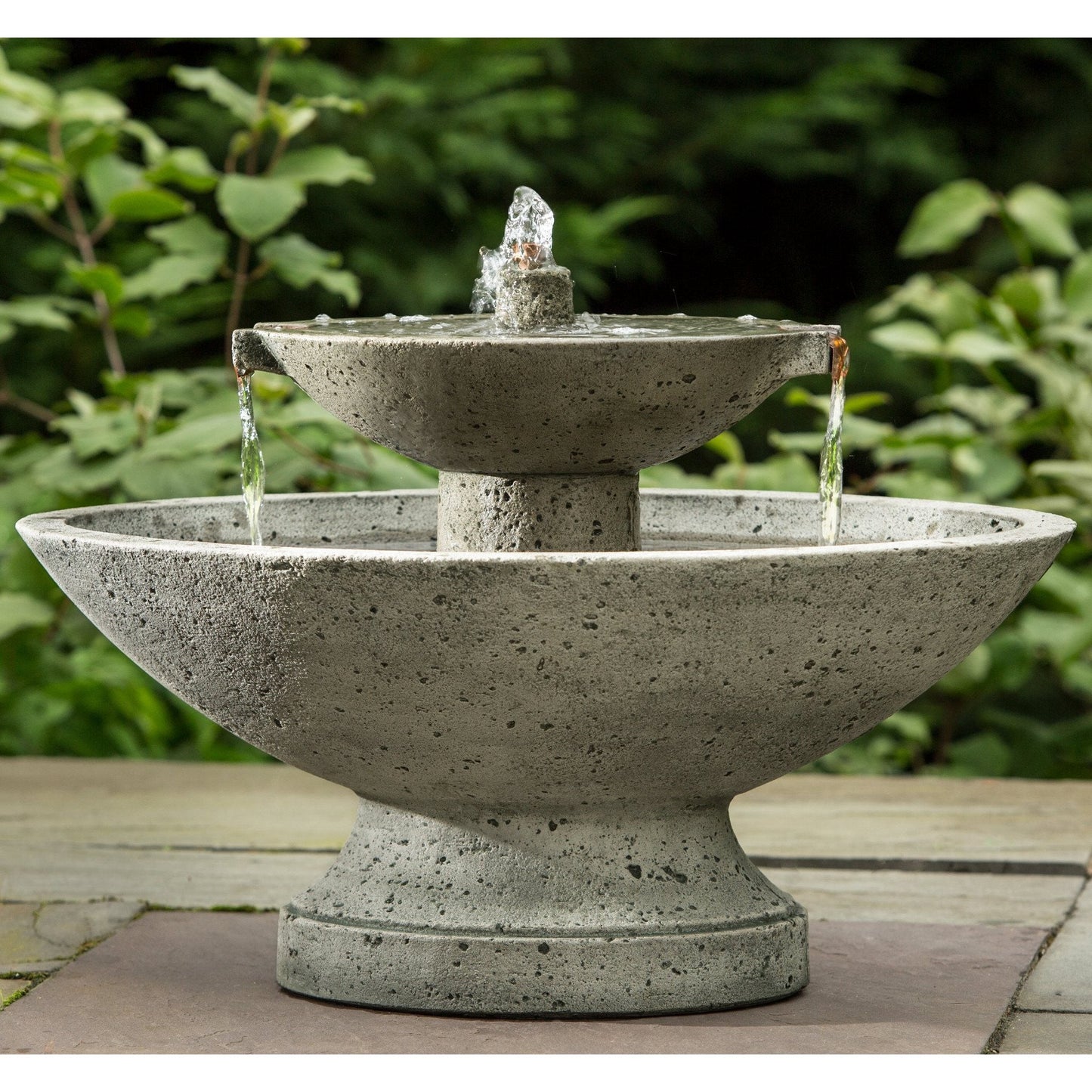 garden fountain Jensen Oval