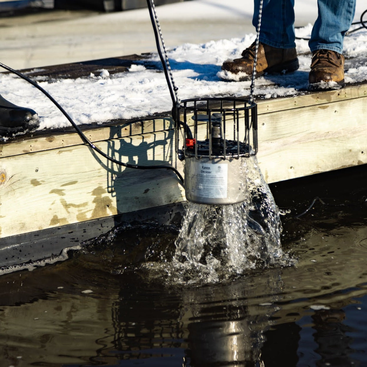 Kasco Marine: Dock & Marina De-Icer