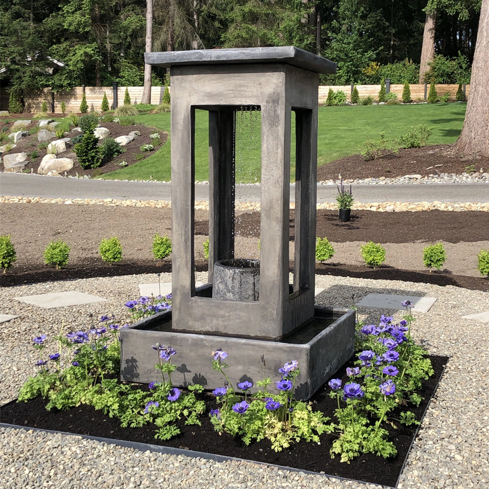 Smooth Center Rain Outdoor Fountain with Column and Square Basin