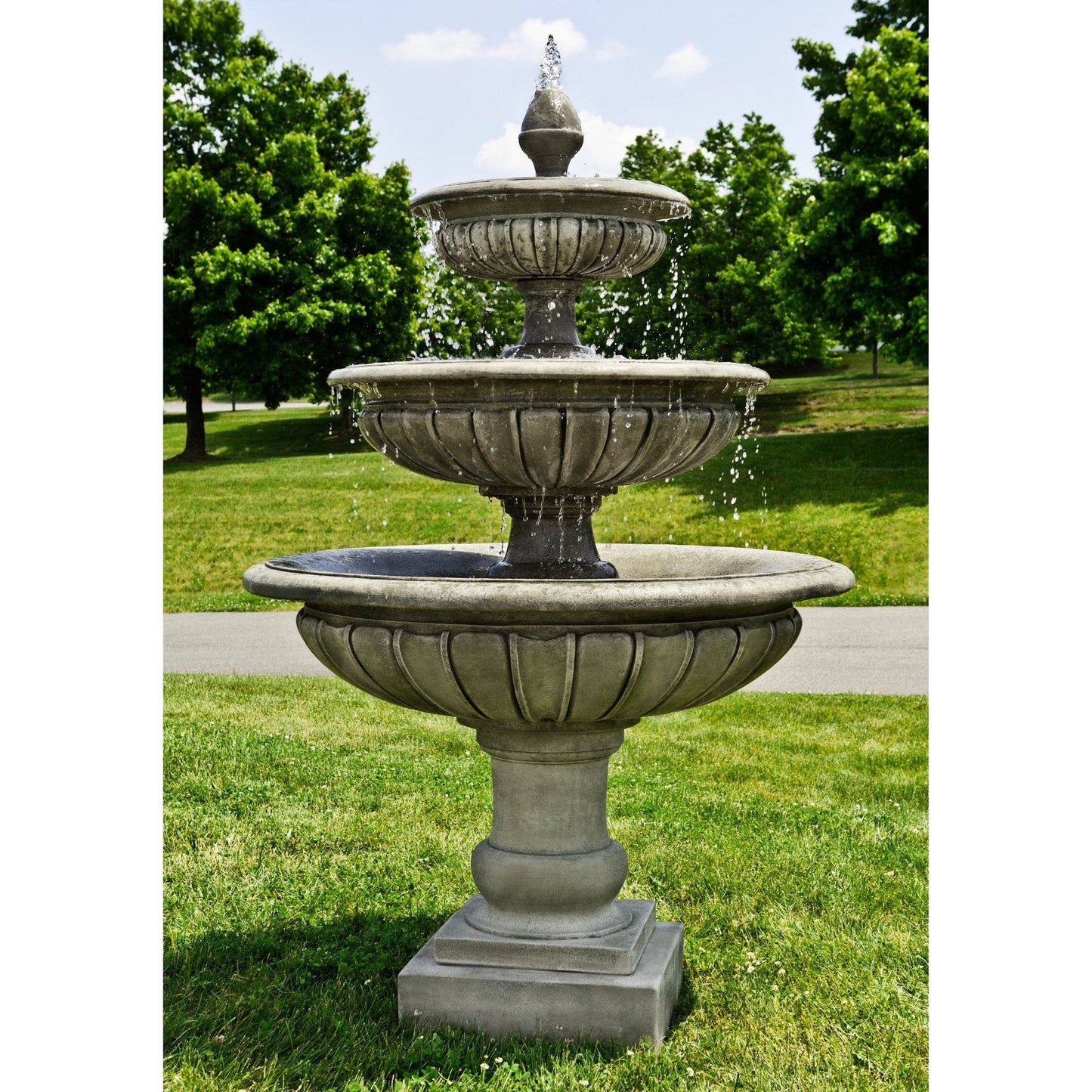 outdoor fountain Three Tier Longvue