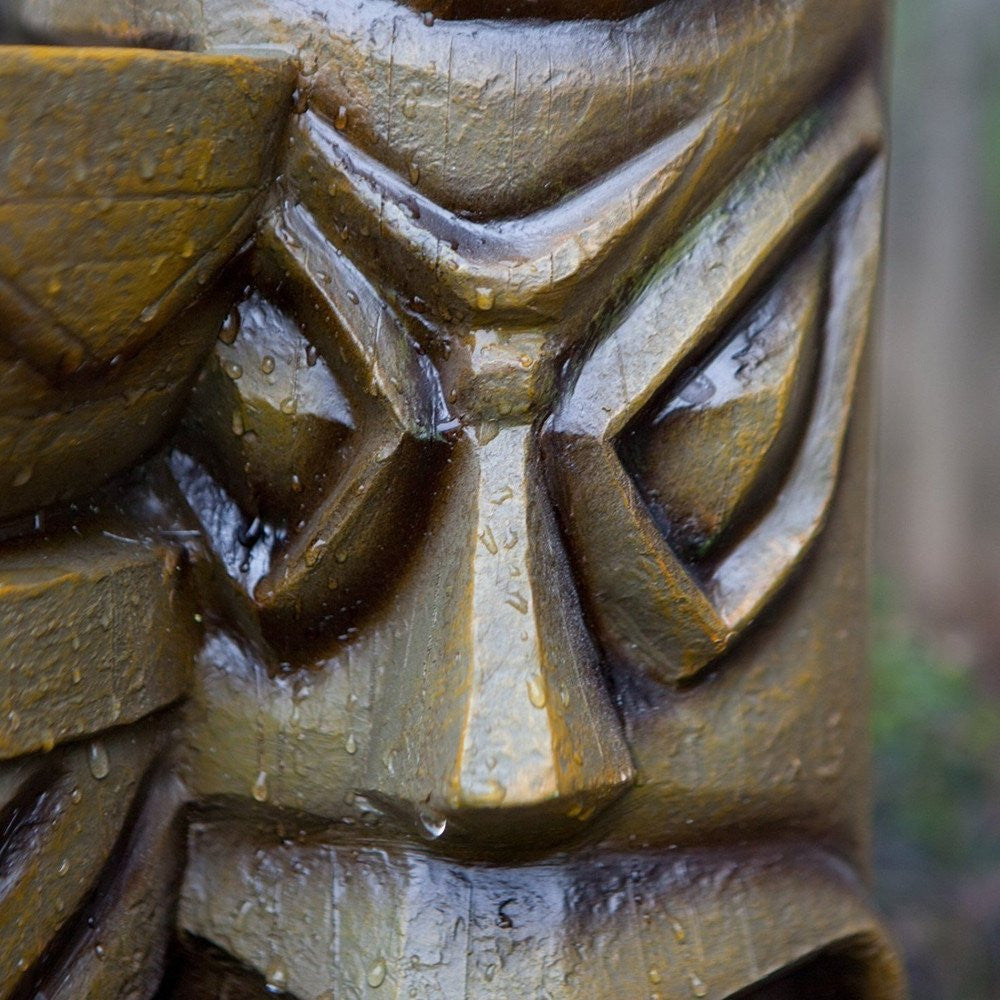 Tiki Fountain With LED Lights