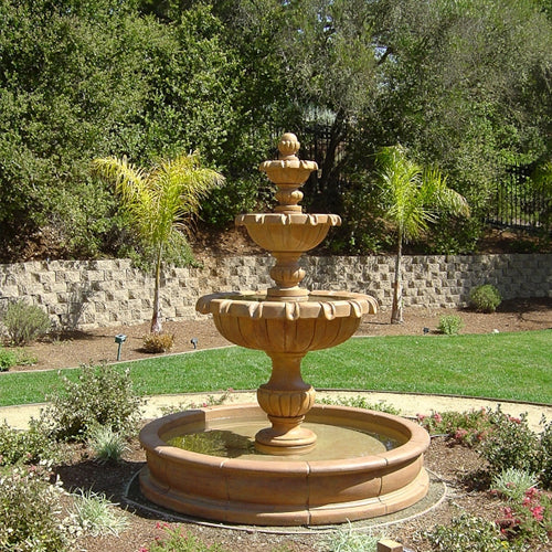 garden fountain Versailles pond