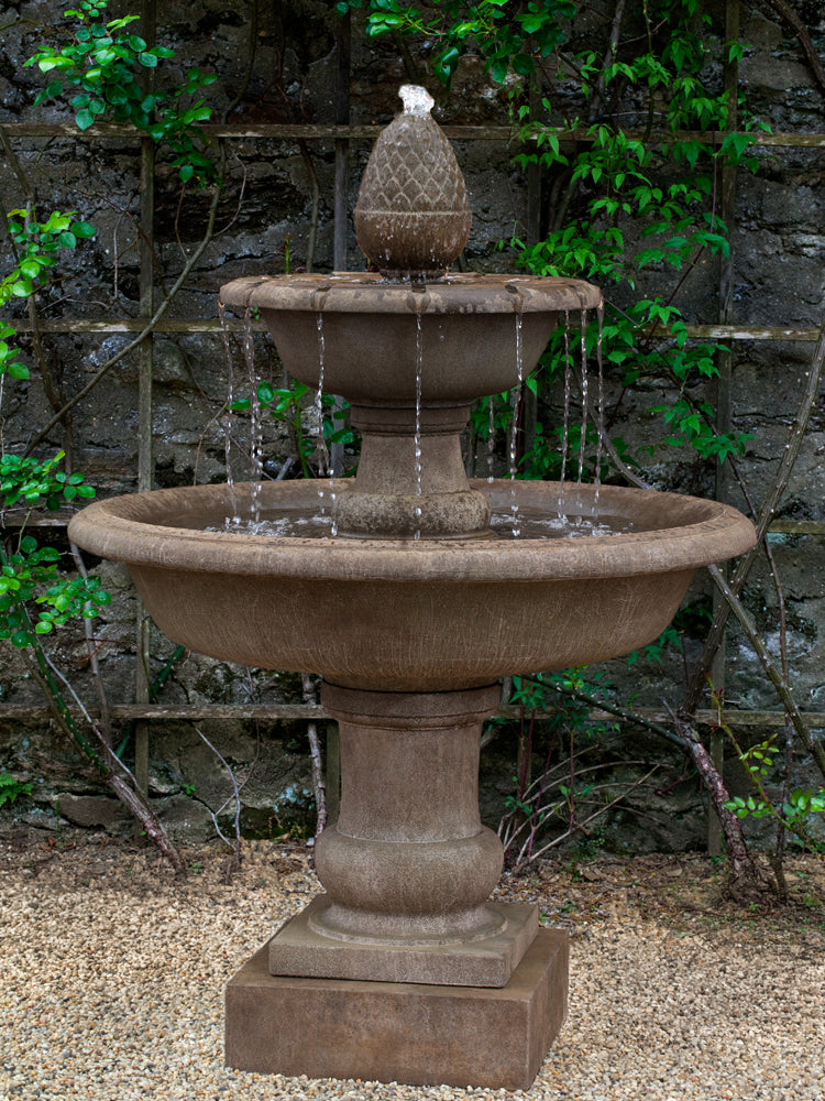 outdoor fountain Wiltshire Tiered